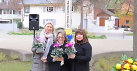 Peace Pole gets four more language plates added in honor of National Day of Mourning in Radolfzell-Möggingen – GERMANY