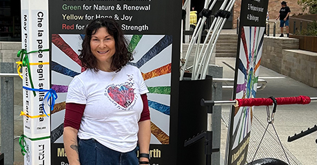 “Tie a Ribbon” a Global ‘community’ Peace Project in Katoomba AUSTRALIA